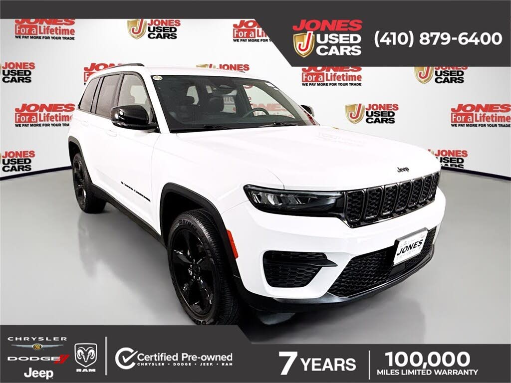 2023 Jeep Grand Cherokee Altitude 4WD