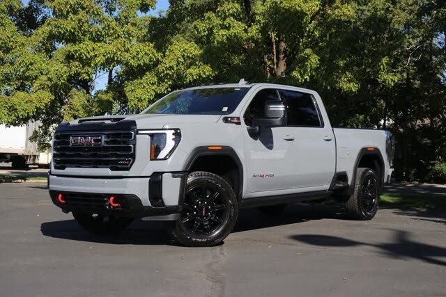 2025 GMC Sierra 2500HD AT4 Crew Cab 4WD