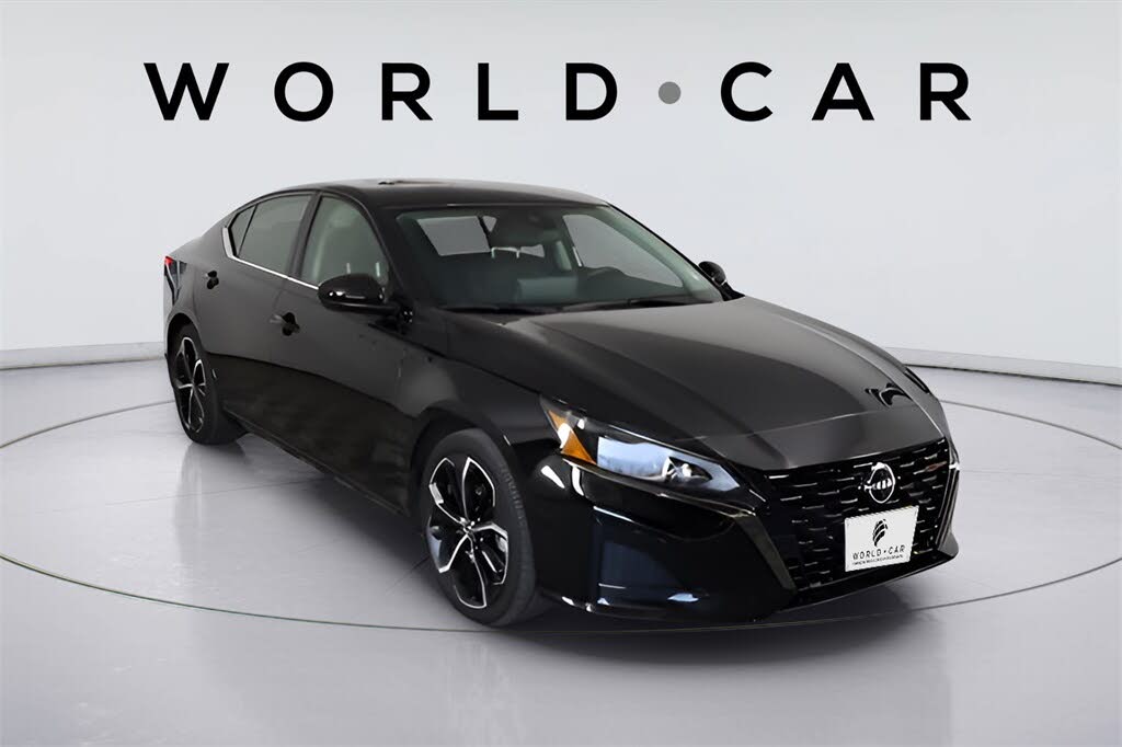 2024 Nissan Altima 2.5 SR FWD