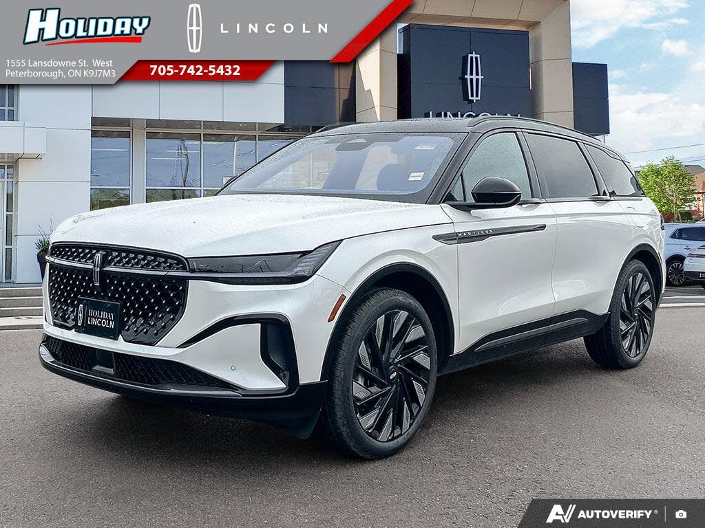 2025 Lincoln Nautilus Reserve AWD
