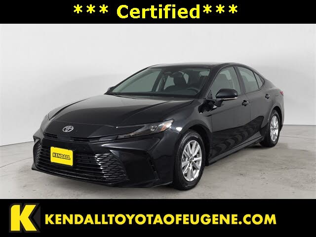 2025 Toyota Camry LE FWD