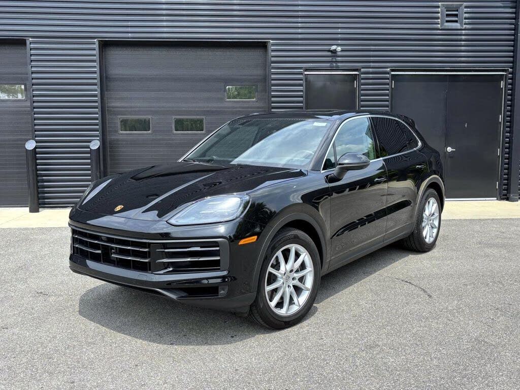 2024 Porsche Cayenne AWD