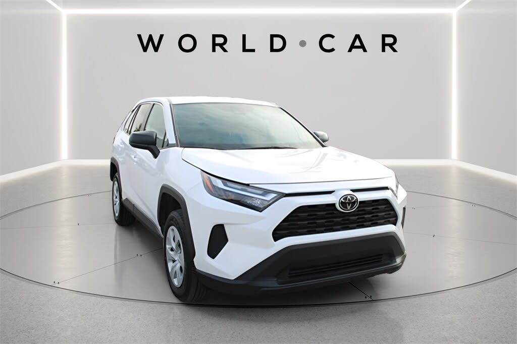 2025 Toyota RAV4 LE AWD