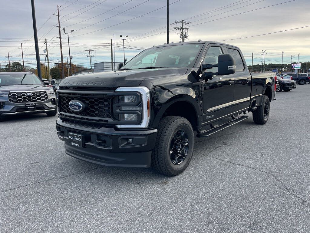 2026 Ford F-250 Super Duty XL Crew Cab 4WD