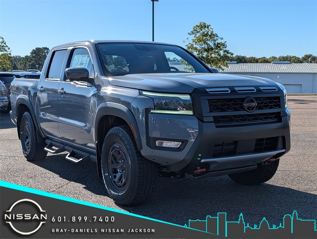 2026 Nissan Frontier PRO-4X Crew Cab 4WD