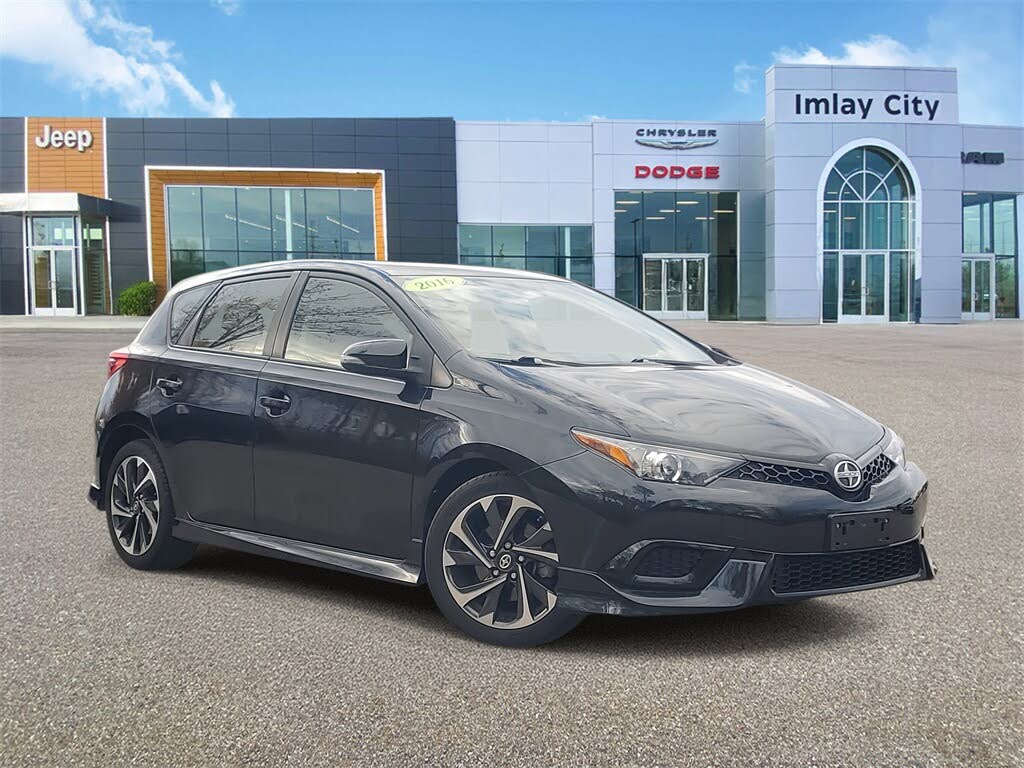 2016 Scion iM Base