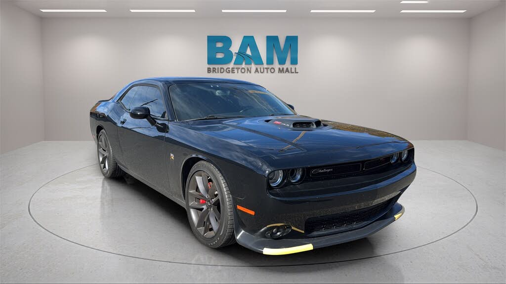 2019 Dodge Challenger R/T Scat Pack RWD