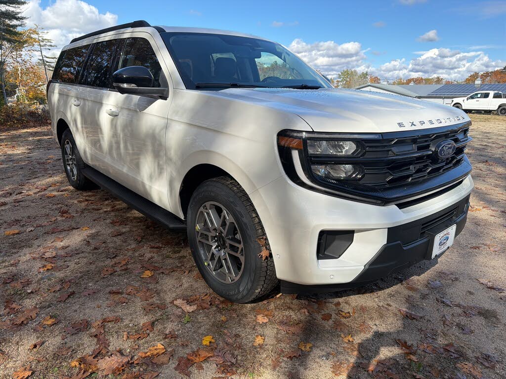 2025 Ford Expedition MAX Active 4WD