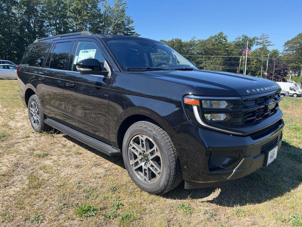 2025 Ford Expedition MAX Active 4WD