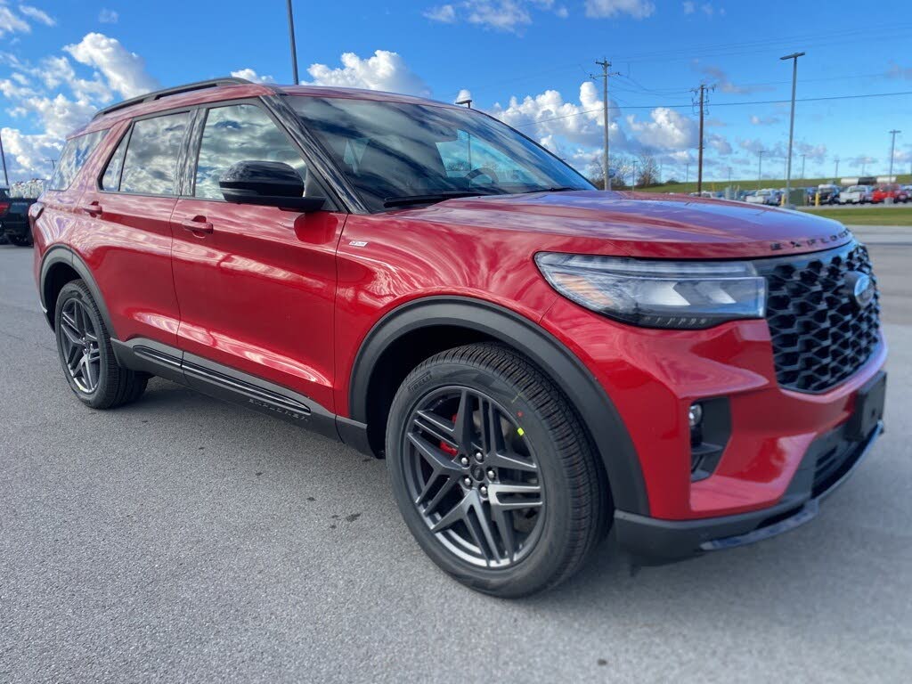 2026 Ford Explorer ST-Line AWD