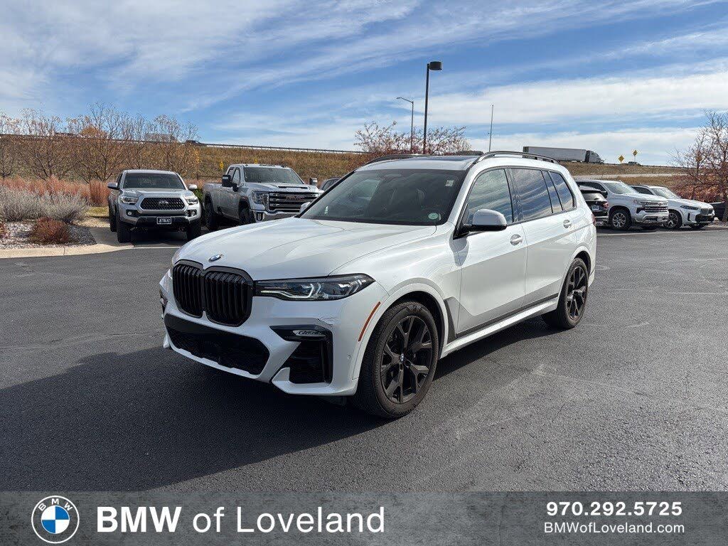 2021 BMW X7 M50i AWD