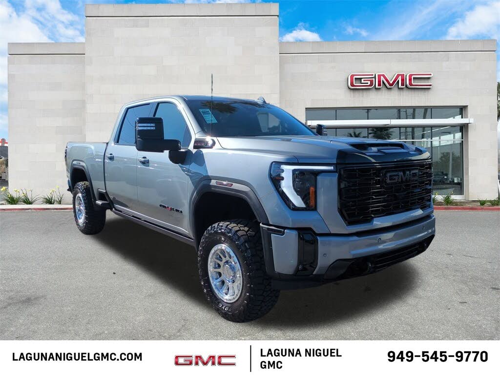 2026 GMC Sierra 2500HD AT4 Crew Cab 4WD