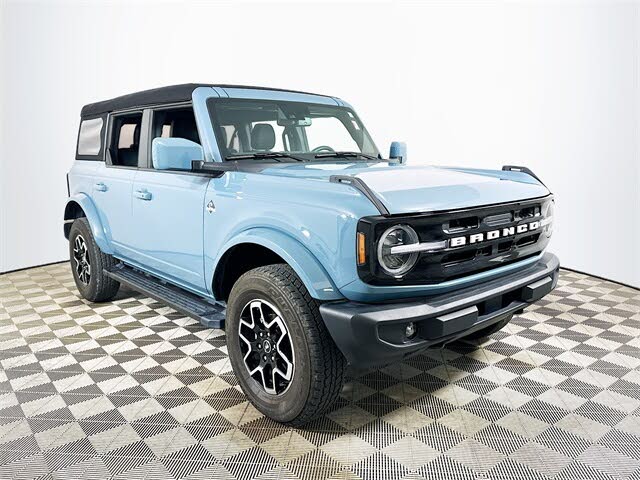 2023 Ford Bronco Outer Banks 4-Door 4WD