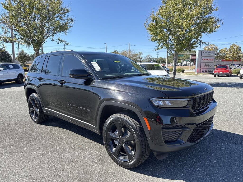 2025 Jeep Grand Cherokee Altitude X 4WD