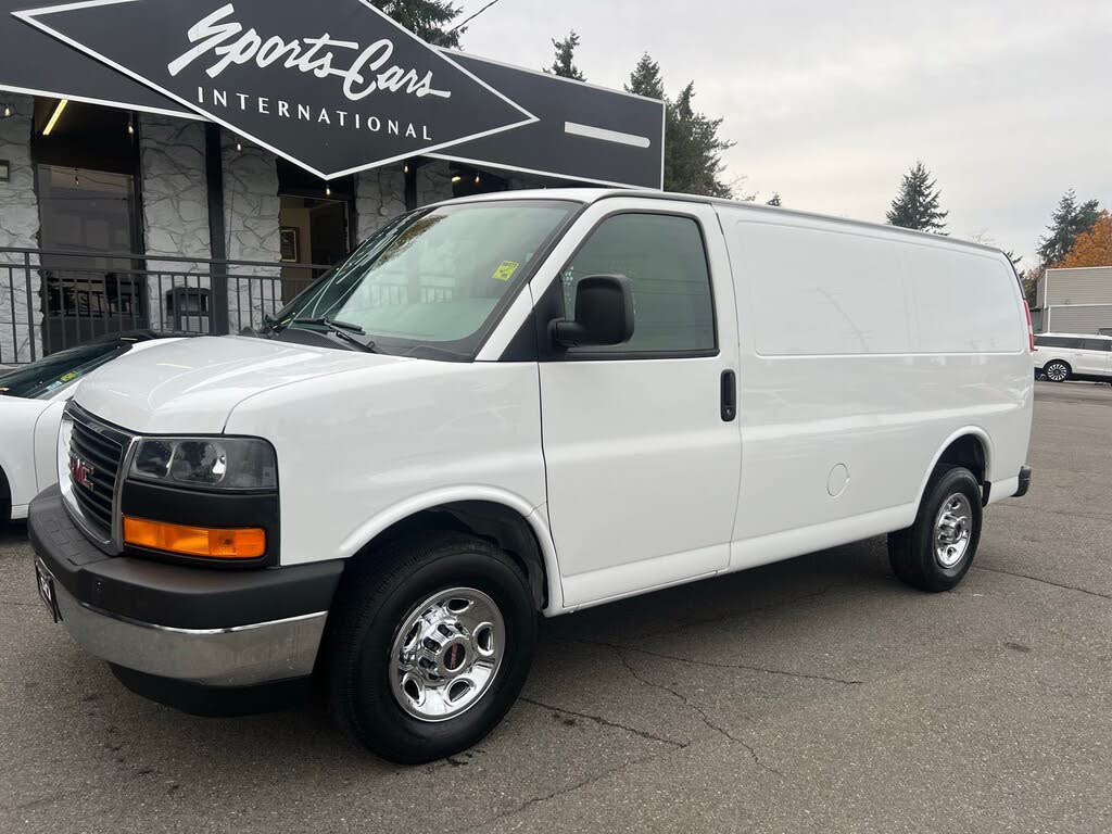 2017 GMC Savana Cargo 2500 RWD