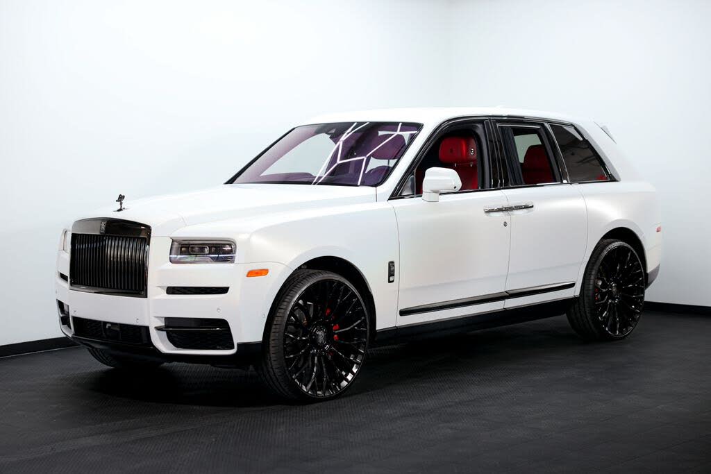 2022 Rolls-Royce Cullinan Black Badge AWD