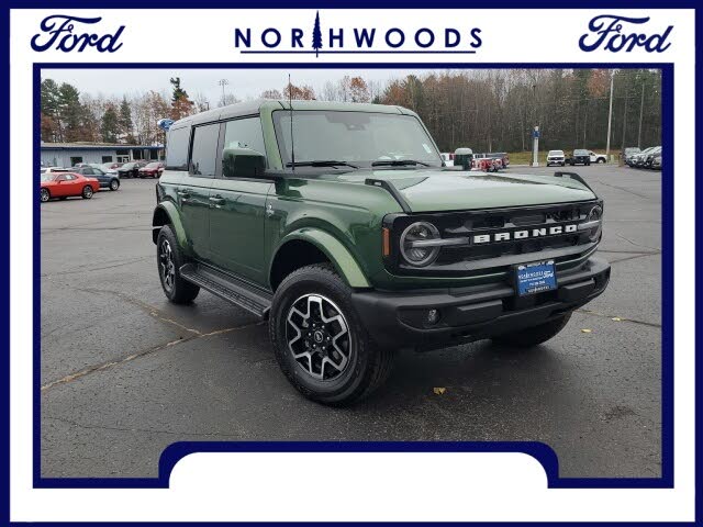 2025 Ford Bronco Outer Banks 4-Door 4WD
