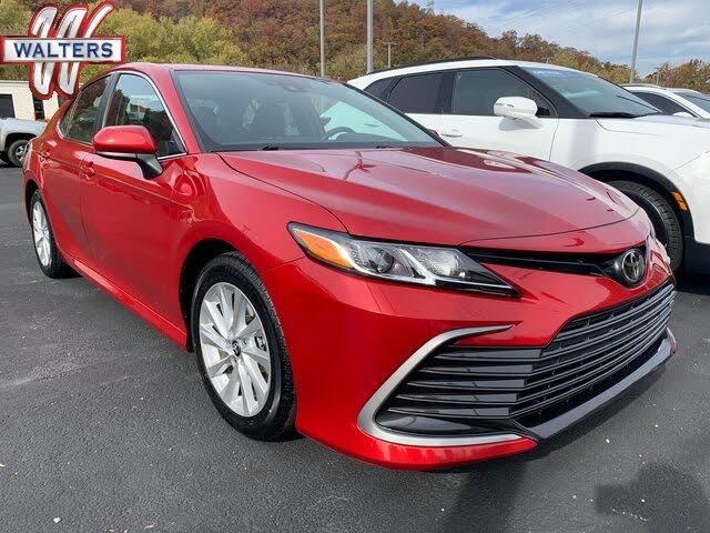 2024 Toyota Camry LE FWD