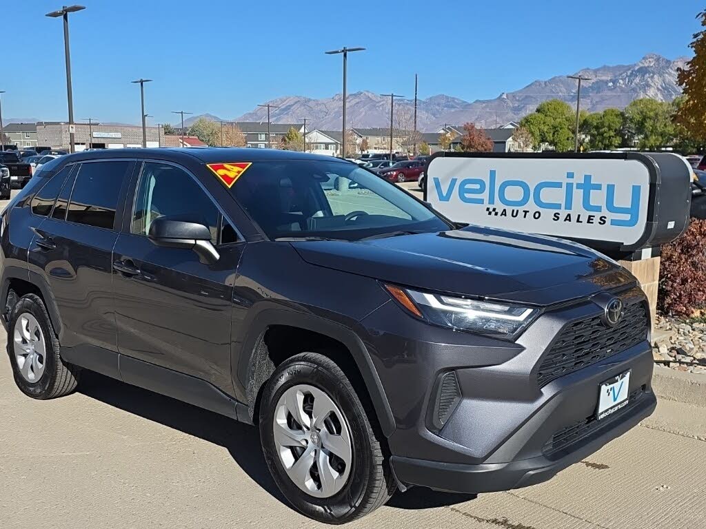 2024 Toyota RAV4 LE AWD