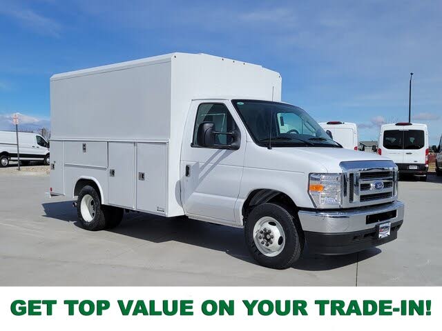 2025 Ford E-Series Chassis E-350 SD Cutaway SB DRW RWD
