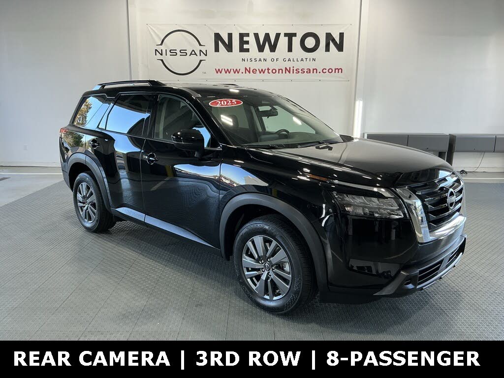 2025 Nissan Pathfinder SV FWD