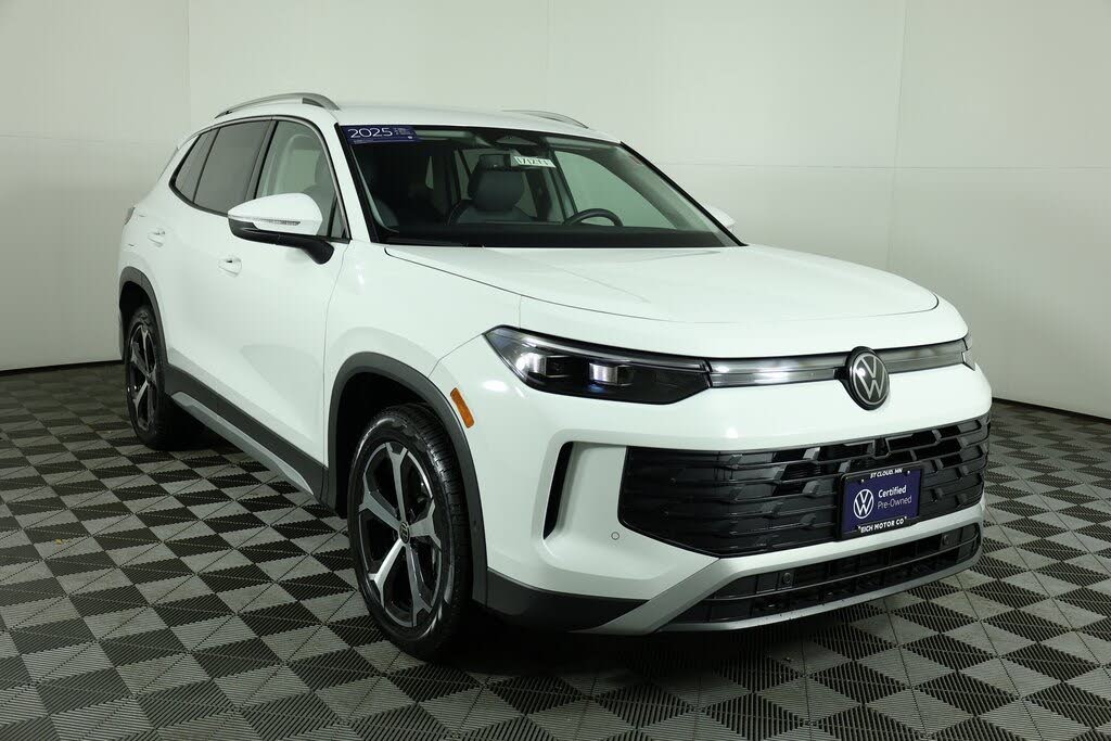 2025 Volkswagen Tiguan SE 4Motion