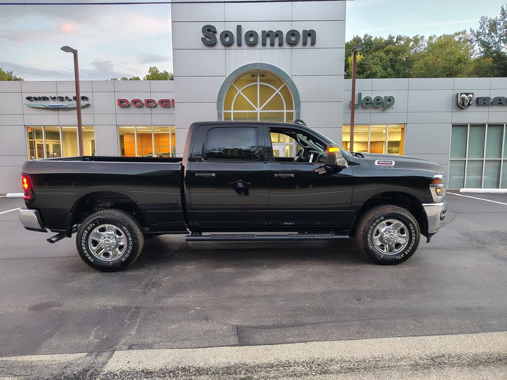2026 RAM 3500 Tradesman Crew Cab 4WD