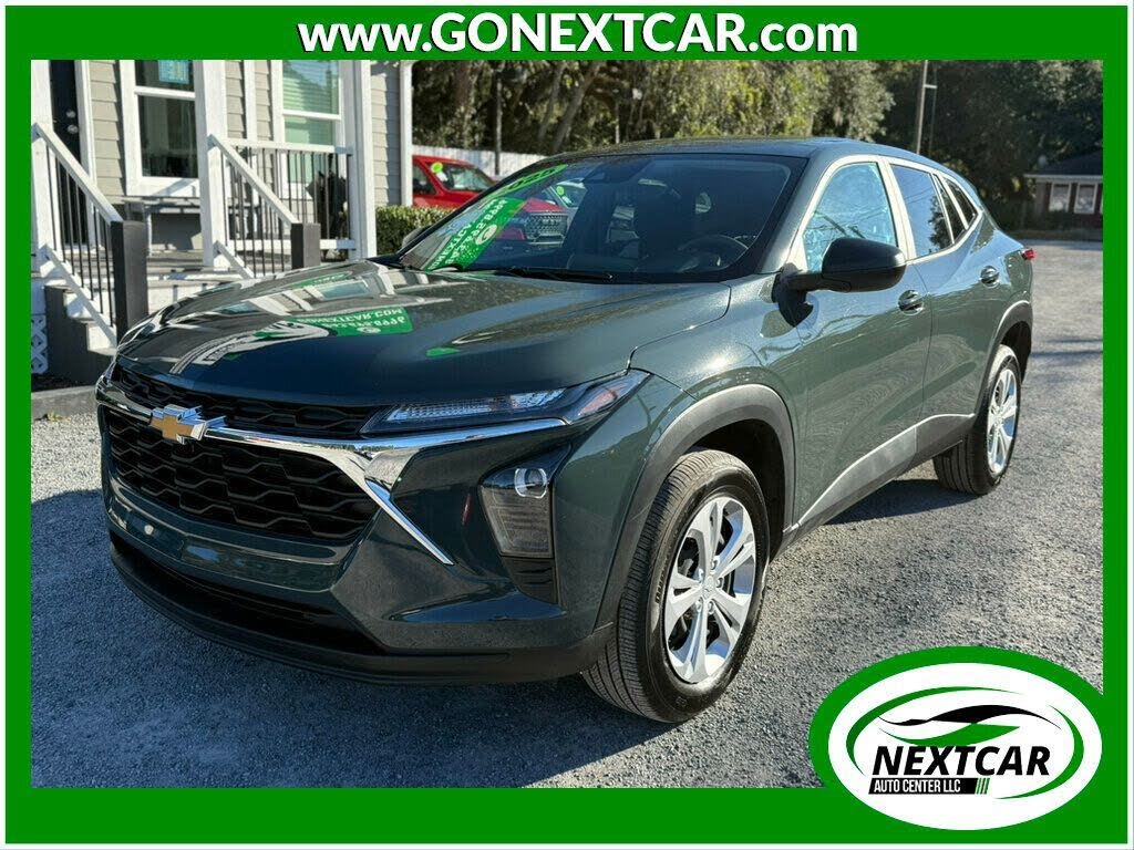 2025 Chevrolet Trax LS FWD