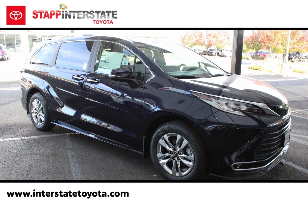 2025 Toyota Sienna Limited 7-Passenger AWD