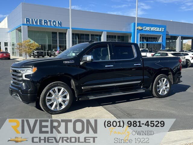 2022 Chevrolet Silverado 1500 High Country Crew Cab 4WD