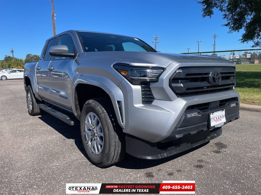 2024 Toyota Tacoma SR5 Double Cab 4WD