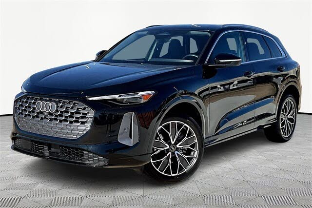 2025 Audi Q5 quattro Premium Plus 40 TFSI