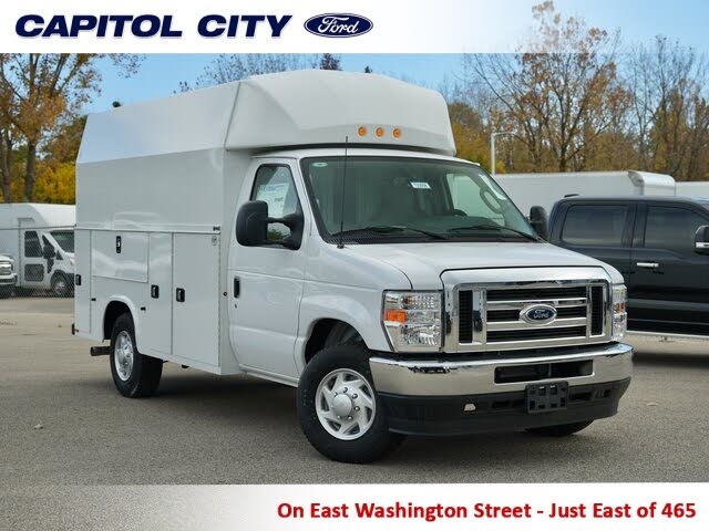 2025 Ford E-Series Chassis E-350 SD Cutaway SB DRW RWD