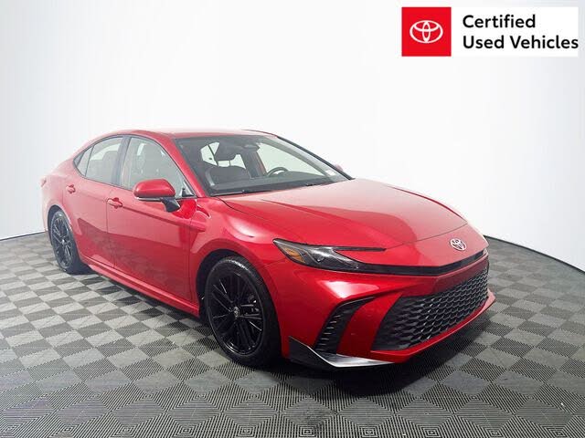 2025 Toyota Camry SE FWD