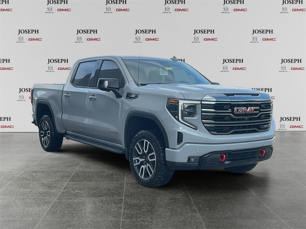 2024 GMC Sierra 1500 AT4 Crew Cab 4WD