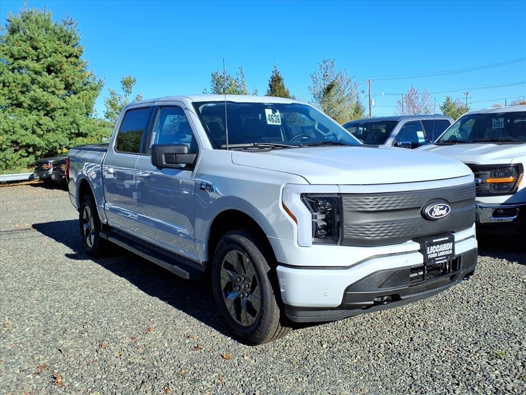 2025 Ford F-150 Lightning Flash SuperCrew AWD
