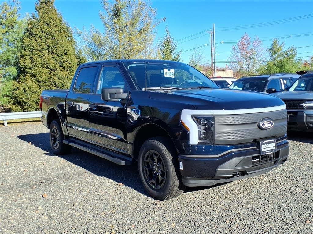 2025 Ford F-150 Lightning XLT SuperCrew AWD