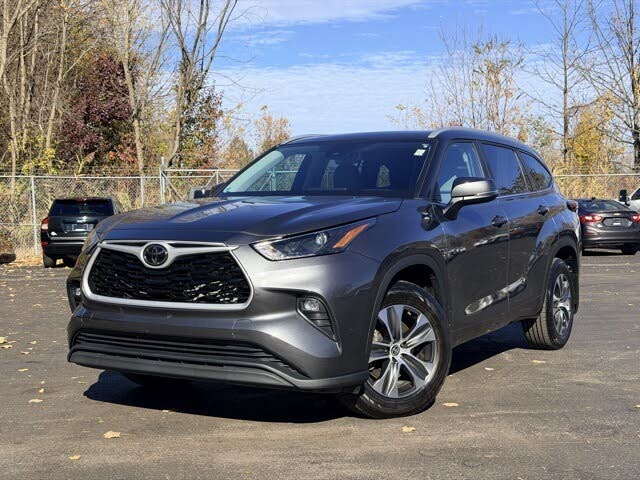 2023 Toyota Highlander XLE AWD