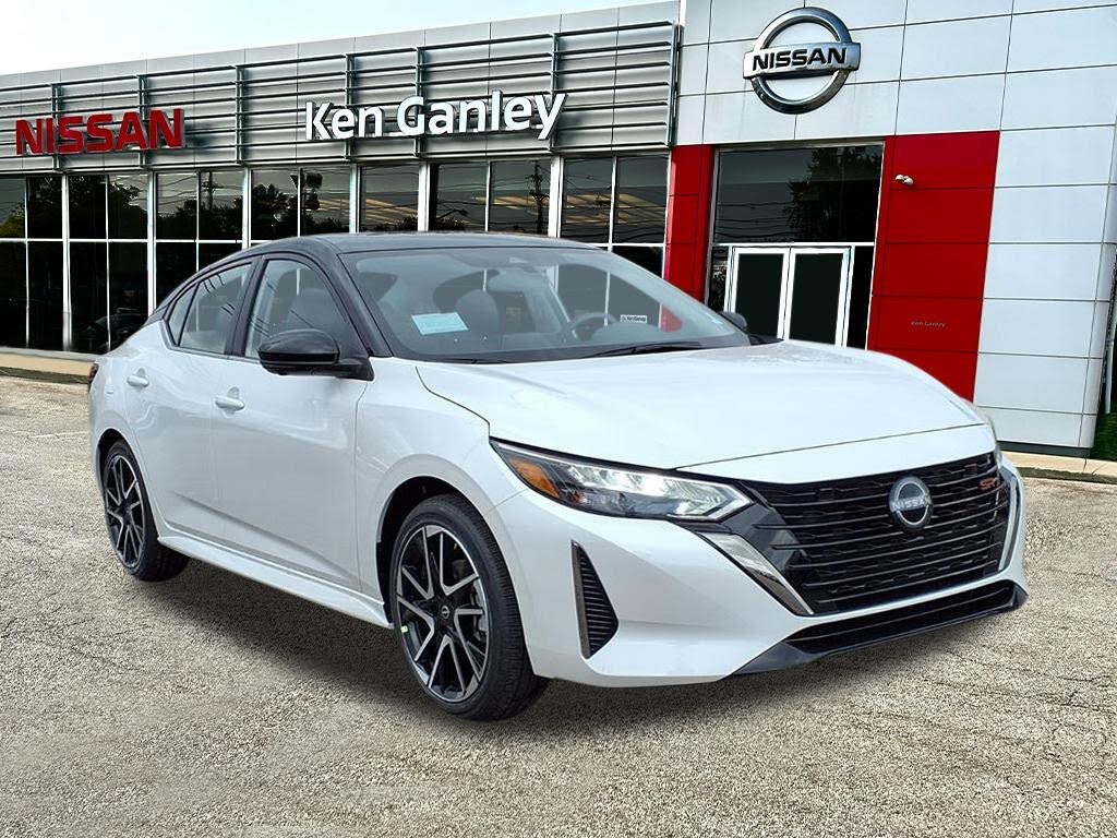 2025 Nissan Sentra SR FWD