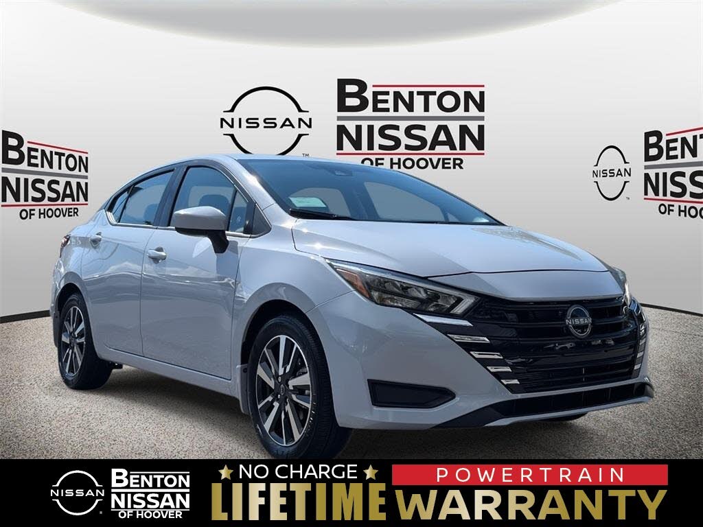 2025 Nissan Versa SV FWD