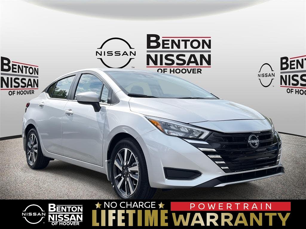 2025 Nissan Versa SV FWD