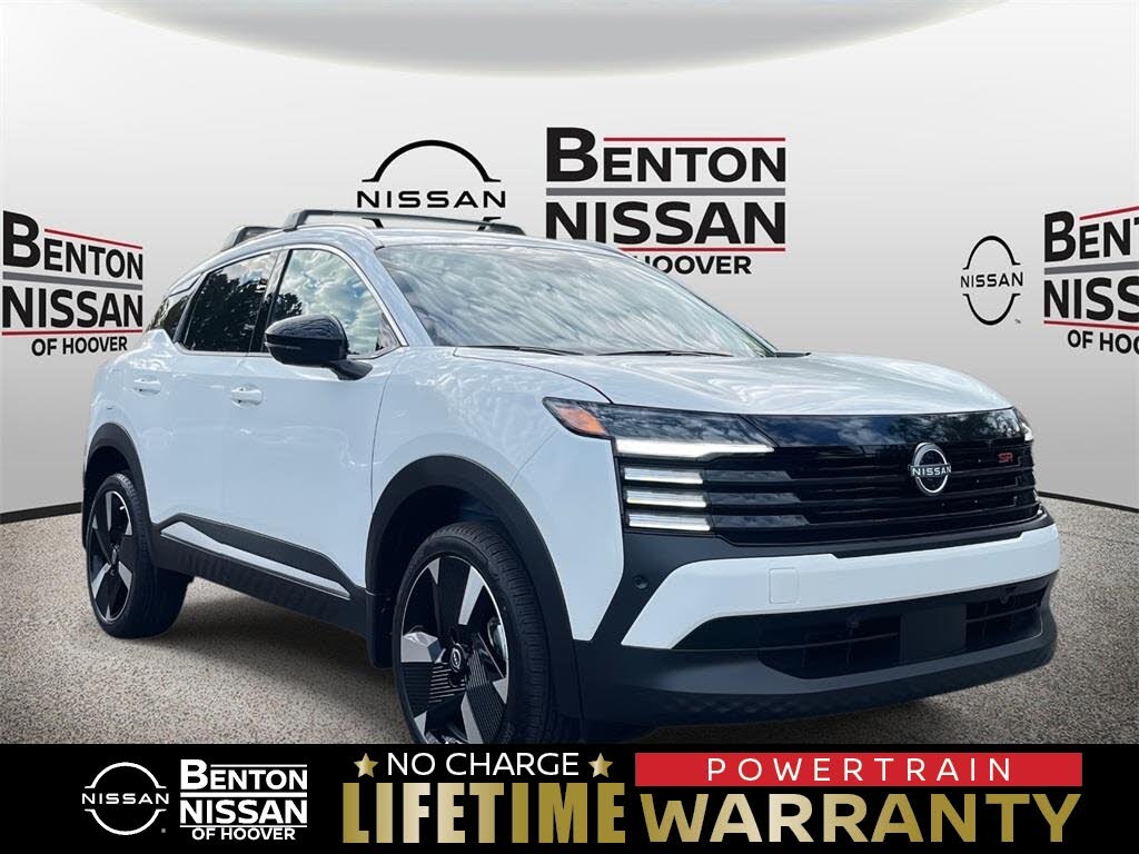 2026 Nissan Kicks SR FWD