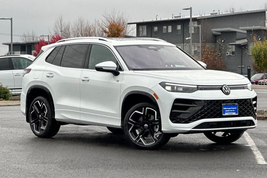 2026 Volkswagen Tiguan SEL R-Line Turbo 4Motion