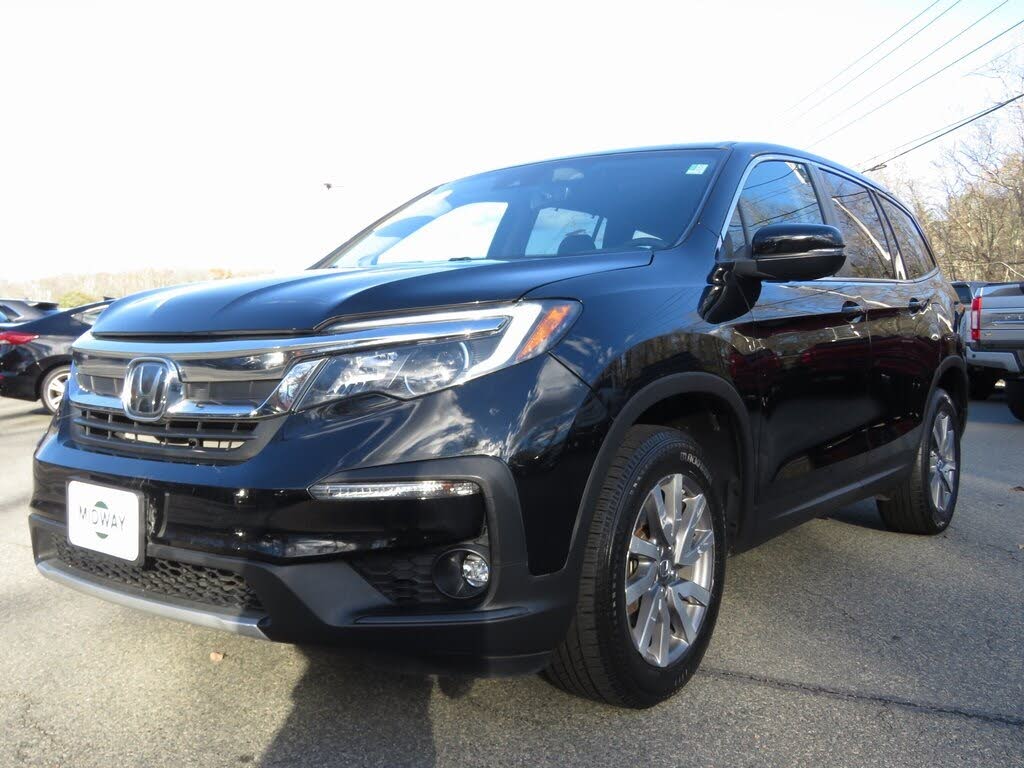 2019 Honda Pilot EX-L AWD with Navigation and RES