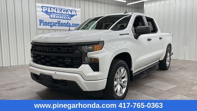 2022 Chevrolet Silverado 1500 Custom Crew Cab 4WD