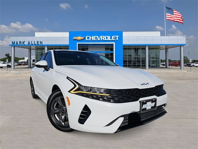2023 Kia K5 LXS FWD