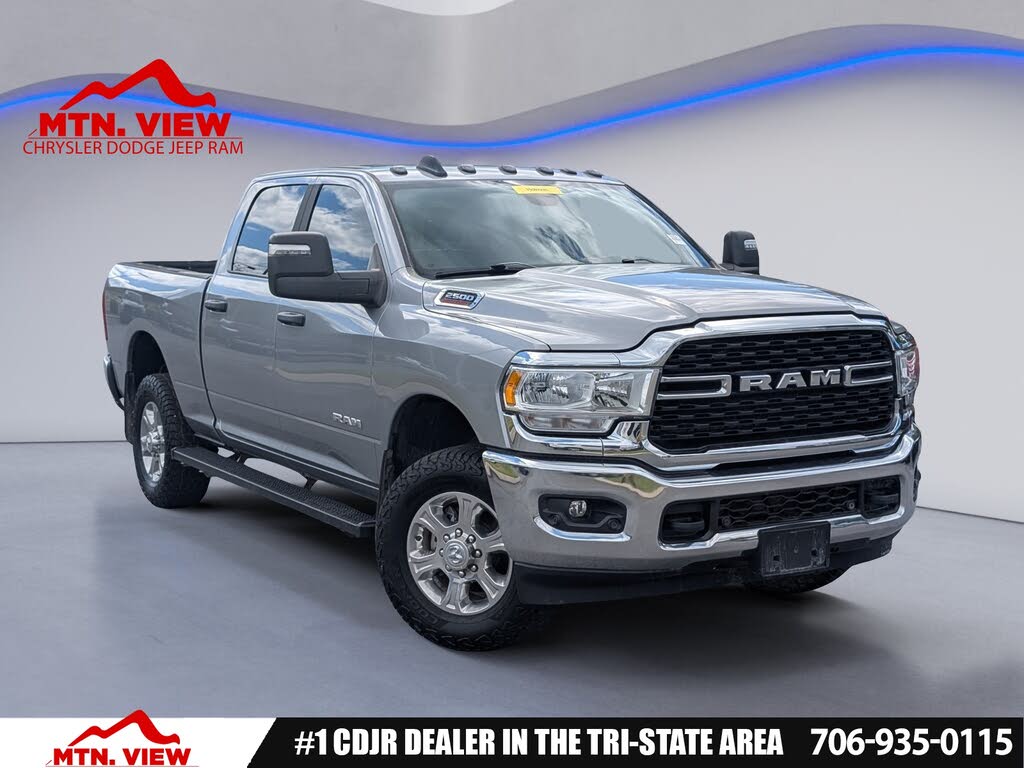 2023 RAM 2500 Big Horn Crew Cab 4WD