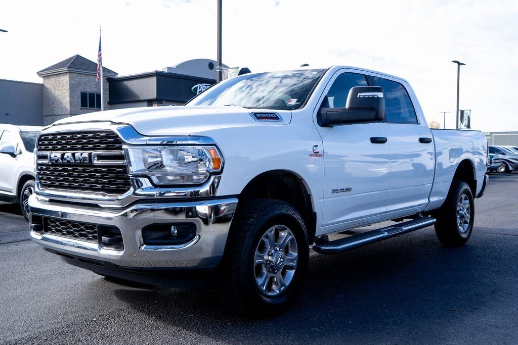2024 RAM 2500 Big Horn Crew Cab 4WD