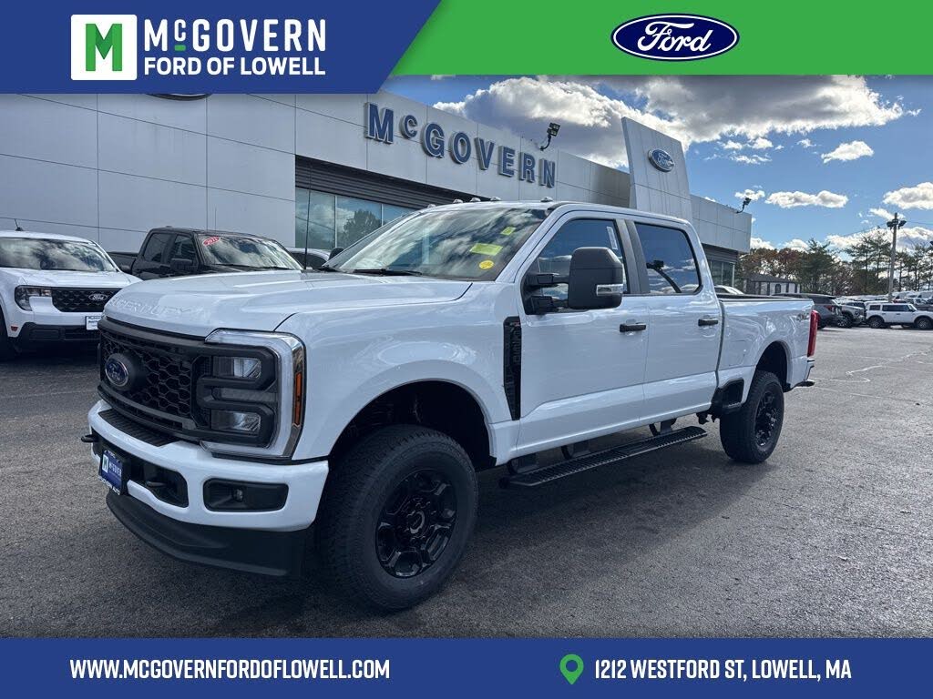 2026 Ford F-350 Super Duty XL Crew Cab 4WD