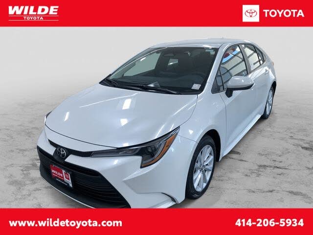 2026 Toyota Corolla LE FWD